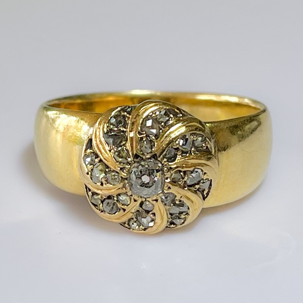 SOLD**French Art Deco 18k Rose Cut Diamond Ring 5g